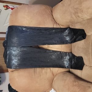 Black snake print leggings